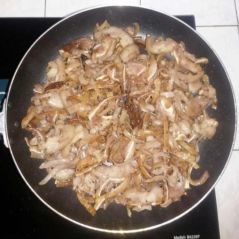 Bí quyết làm giò xào không cần khuôn vẫn giòn sần sật, thơm ngon đúng điệu!-5