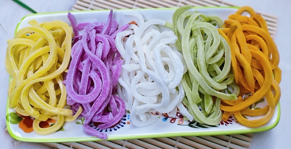 Bí quyết làm mứt dừa non ngon ngọt, dẻo bùi đón Tết Nguyên Đán, thành phẩm khô ráo không bị chảy nước-1