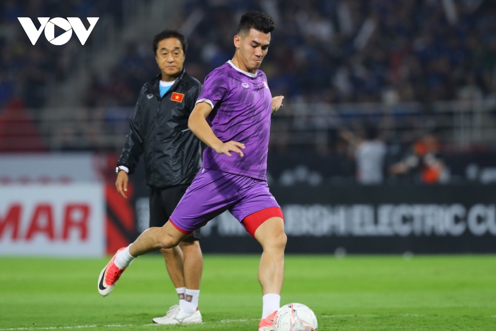 ĐT Việt Nam nhìn Thái Lan đăng quang tại AFF Cup 2022 ở trận đấu chia tay thầy Park-14