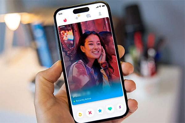 Đêm tân hôn, mẹ chồng đẩy cửa nhìn thấy cảnh tượng này, mắng chửi con dâu, nhưng lại tự tay hủy hoại cả đời con trai-3