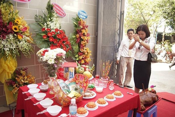 Chồng lên kế hoạch xông đất công phu và cái kết bất ngờ-1