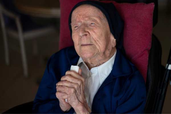 Người phụ nữ thọ nhất thế giới qua đời-1