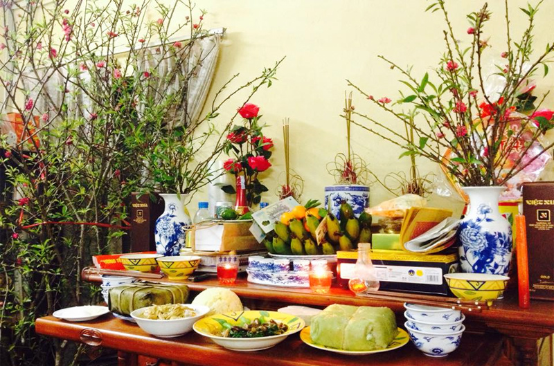 Hướng dẫn chuẩn bị mâm cúng tất niên 30 Tết đầy đủ, ấm cúng đón năm mới 2023-1