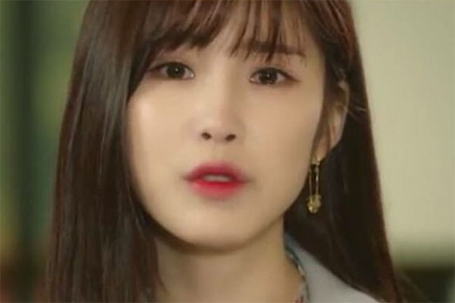 Đêm tân hôn, mẹ chồng đẩy cửa nhìn thấy cảnh tượng này, mắng chửi con dâu, nhưng lại tự tay hủy hoại cả đời con trai-2