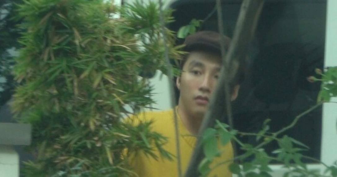 Rộ hình ảnh Sơn Tùng - Hải Tú vui vẻ đi mua sắm ngày giáp Tết, còn có sự xuất hiện của thành viên mới-6