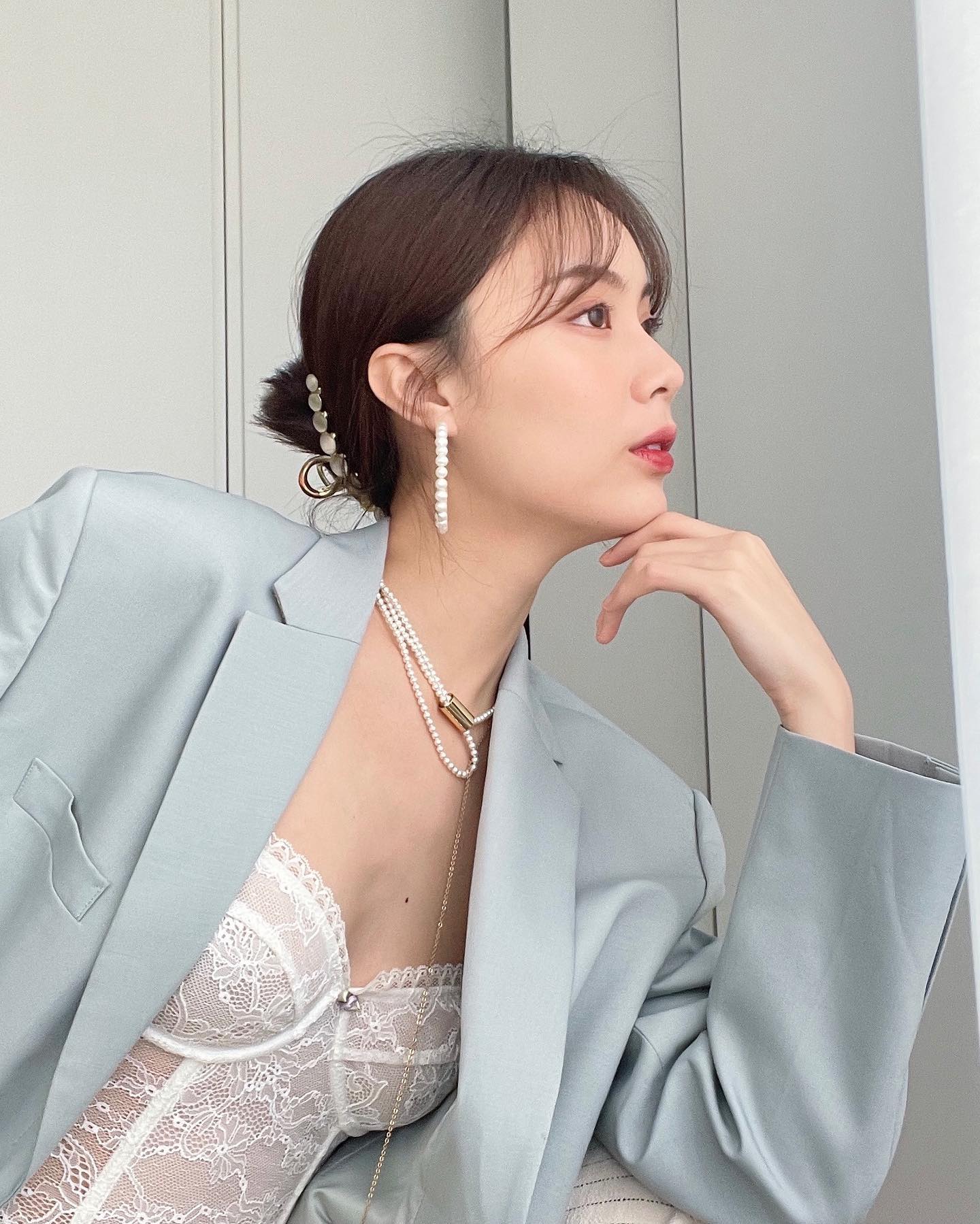 5 cách buộc tóc lên hình sống ảo tuyệt xinh-5