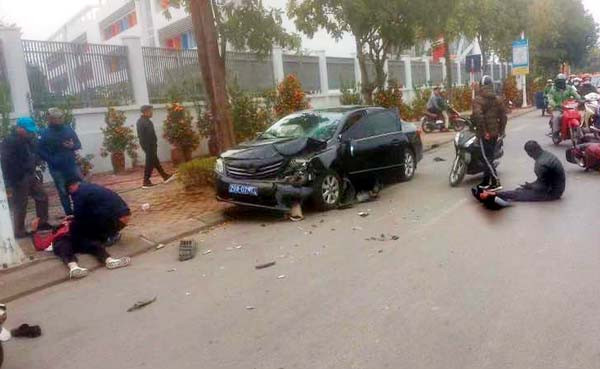 Công an điều tra vụ lái xe biển xanh vi phạm nồng độ cồn gây tai nạn-1