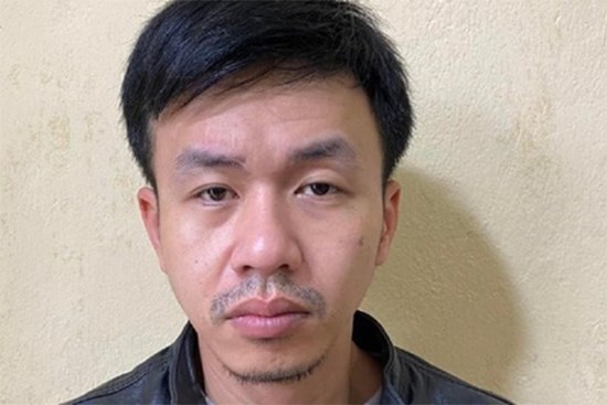 Giả danh nhân viên ngân hàng gọi điện thoại lừa hơn 1 tỉ đồng