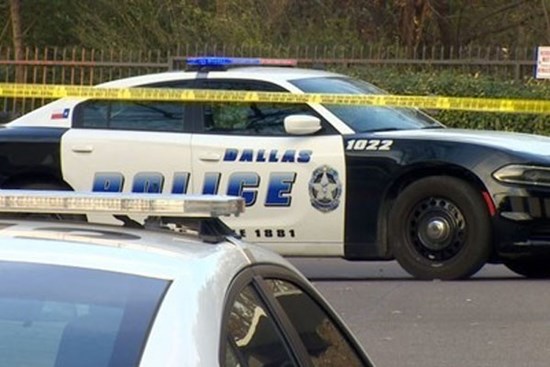 Bé gái 14 tuổi bị buộc tội giết người sau khi bắn bé trai 11 tuổi