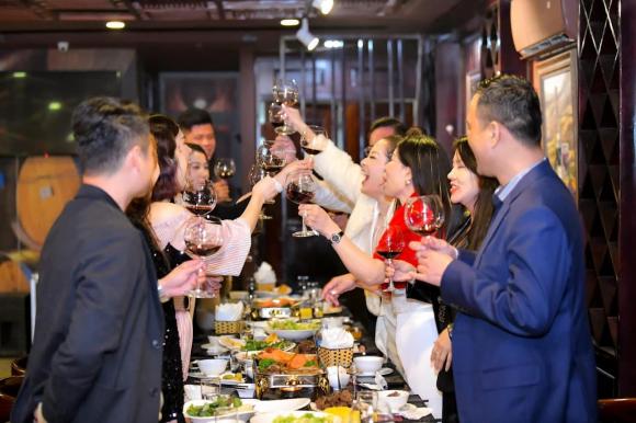 Minh Hương Nhật ký Vàng Anh đón sinh nhật hoành tráng, gửi lời cảm ơn đến người đặc biệt-11