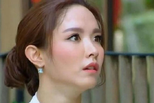 Mẹ chồng cũ qua đời, tôi đưa con về chịu tang và choáng váng khi nhìn thấy bộ dạng chồng cũ-1