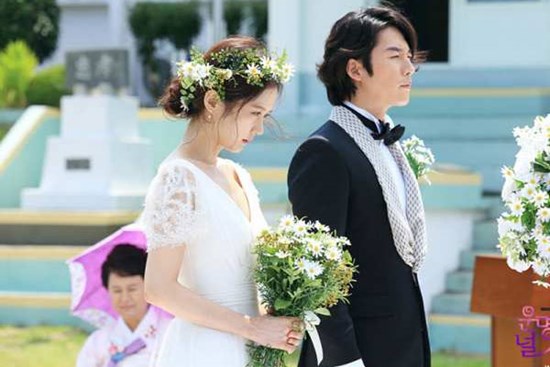 Chồng cũ mang con gái nhỏ đến 