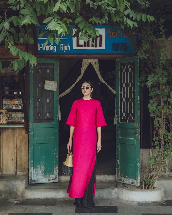 Hà Tăng khoe ảnh áo dài: Luôn là thiết kế truyền thống gần gũi, dung dị-2