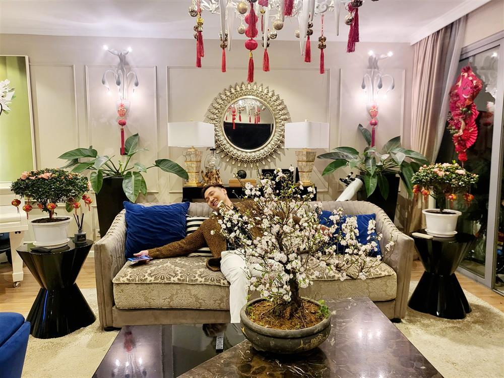 Vợ Mạnh Trường khoe ảnh Tết, đã mắt cơ ngơi sang xịn-1