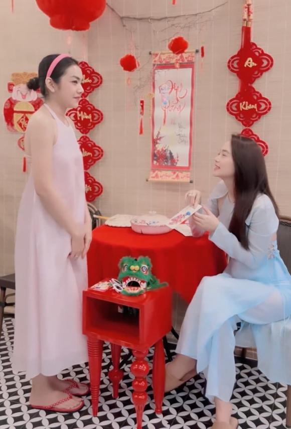 Hiếm lắm mới thấy Minh Hằng khoe ông xã, lại còn khóa môi cực ngọt-4