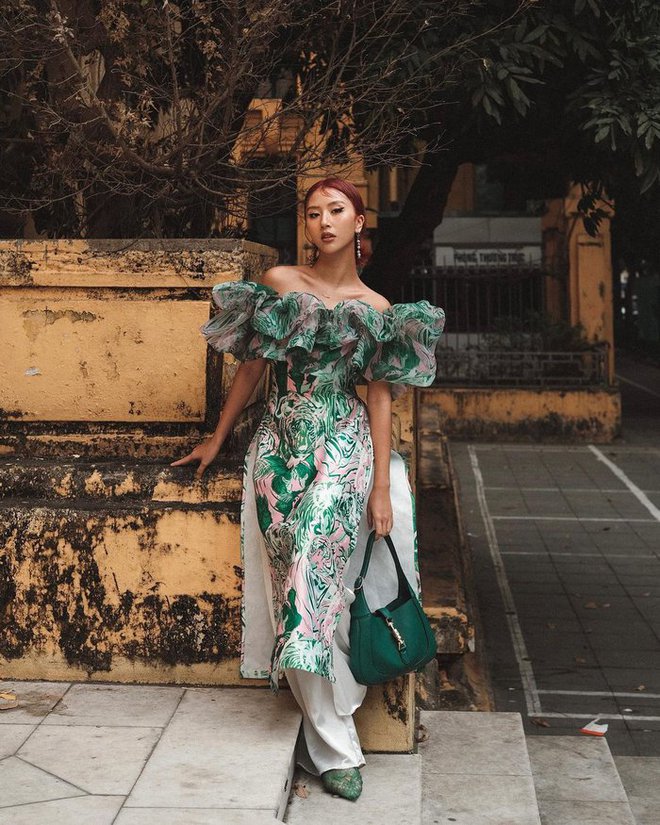 Dàn hot girl xúng xính áo dài đón năm mới-1