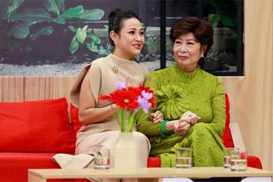 Nàng dâu kóc thét ngày ra mắt mẹ chồng tương lai toàn đóng vai 