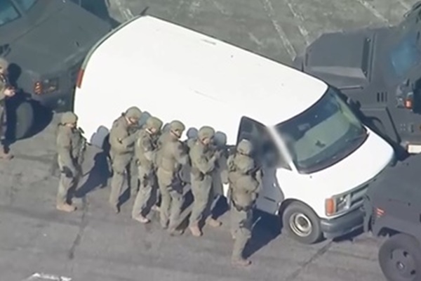 Xả súng ở trường học Mỹ, 2 học sinh thiệt mạng-2