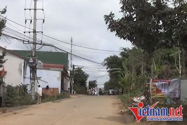 Vợ đi chơi gọi mãi mới về, chồng đâm nhiều nhát khiến vợ tử vong-1