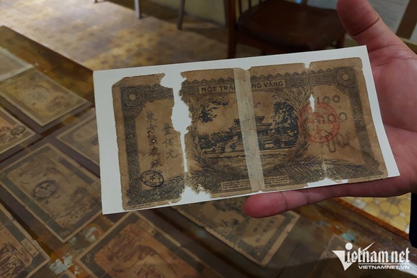 Kỳ lạ loại đá có thể phát sáng, giá hàng chục triệu/viên vẫn cháy” hàng-5