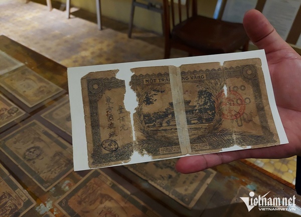 Bộ sưu tập đặc biệt: Tiền đắp nền, tiền xé ra để giao dịch-3