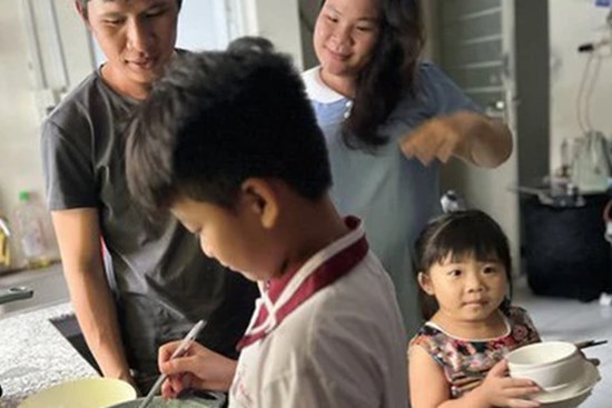 Sau 4 năm, 3 trẻ mồ côi cha mẹ vì tai nạn giao thông ở Bình Dương giờ ra sao?