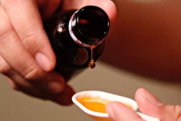 Người phụ nữ mắc ung thư đại trực tràng giai đoạn 4 dù không hút thuốc, uống rượu, nguyên nhân xuất phát từ loại nước nhiều người yêu thích-4