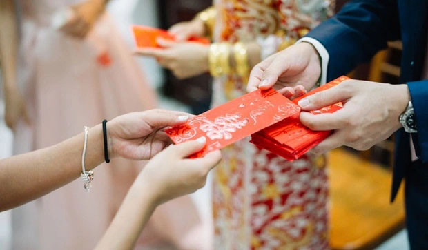 Cha mẹ tự ý lấy tiền lì xì của con có vi phạm pháp luật không?-1