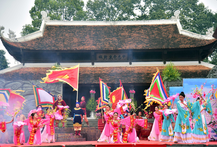 Chủ tịch UBND Thành phố Trần Sỹ Thanh dâng hương kỷ niệm 234 năm Chiến thắng Ngọc Hồi - Đống Đa-4