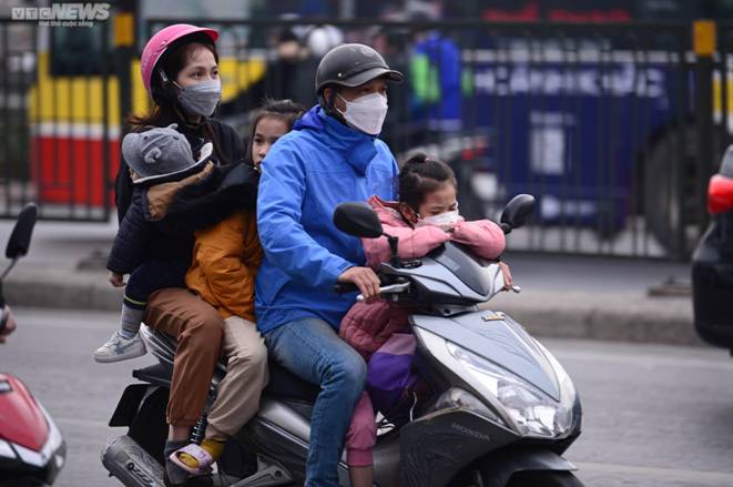 Người dân ùn ùn trở lại sau kỳ nghỉ Tết Âm lịch, cửa ngõ Thủ đô kẹt cứng-16