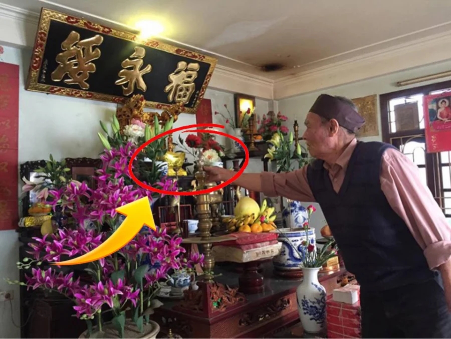 Hết Tết phải hạ gấp những thứ này khỏi bàn thờ để tránh xui xẻo, để cố chỉ mất may-1