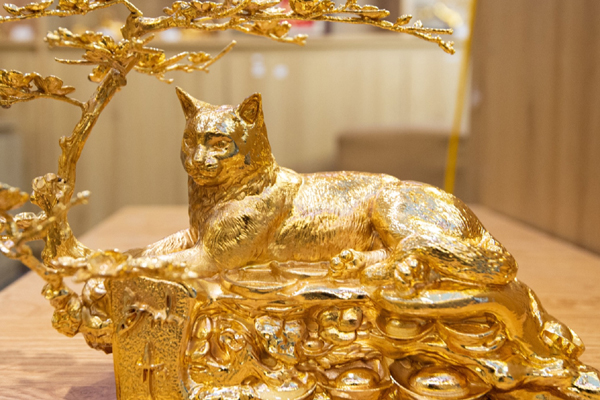 Gần ngày vía Thần Tài, giá vàng trong nước tăng mạnh-2