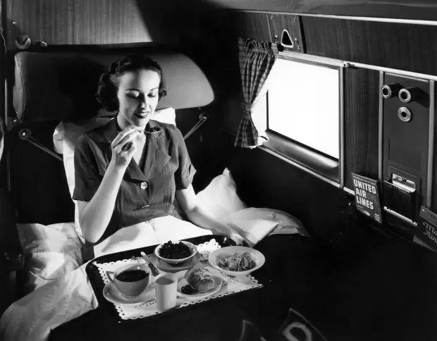 Cảnh tượng trên khoang máy bay từ 100 năm trước-4