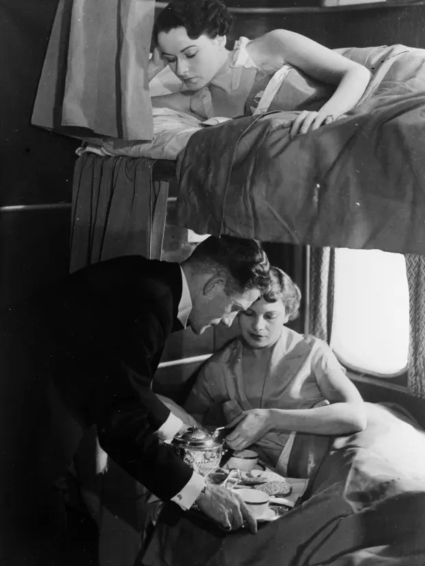 Cảnh tượng trên khoang máy bay từ 100 năm trước-7