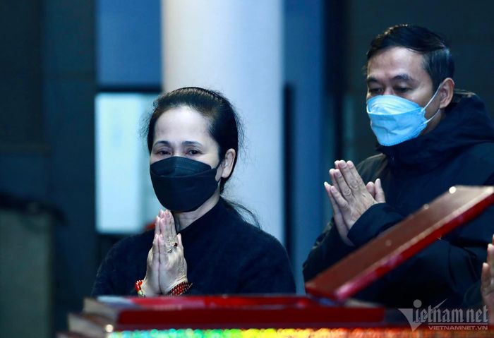 Xuân Bắc, Xuân Hinh tiễn biệt NSND Trần Tiến-3