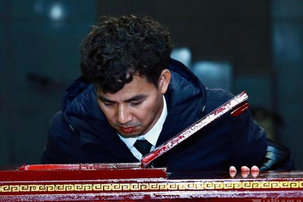 Vua hài đất Bắc Xuân Hinh hé lộ thêm về biệt phủ bên vợ và các con dịp đầu Xuân-16