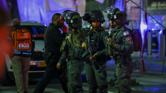 Xả súng tại giáo đường Do Thái ở Jerusalem khiến 7 người thiệt mạng-3