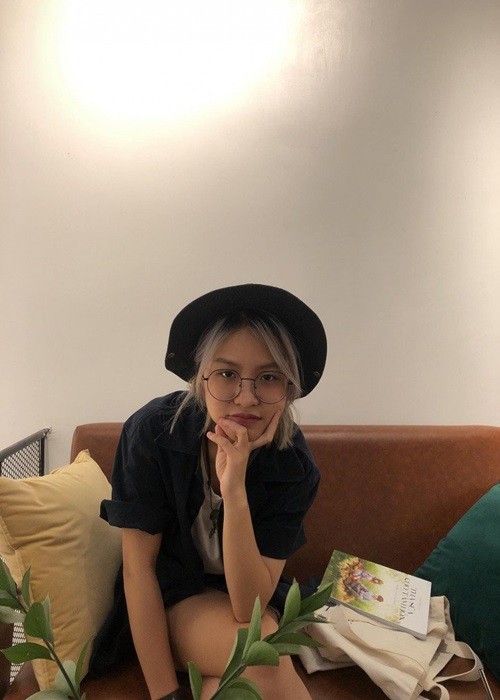 Cuộc sống tuổi 22 của con gái Công Lý có gì đặc biệt?-10