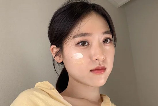 5 cách phục hồi làn da sau dịp Tết trang điểm nhiều