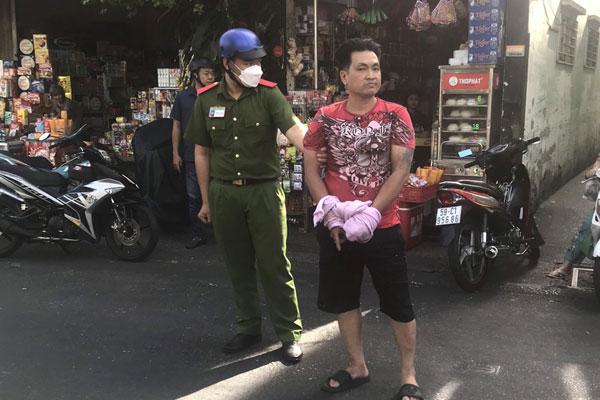 Người đàn ông bị đâm vì mâu thuẫn tình cảm-1