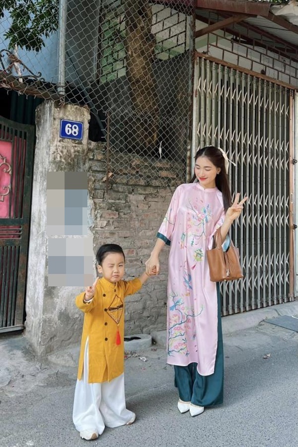 Hòa Minzy lên tiếng đính chính khi bị nói kiếm nhiều tiền lì xì từ con trai-4