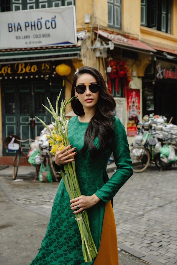 Phong cách hoa hậu, á hậu những ngày Tết-3