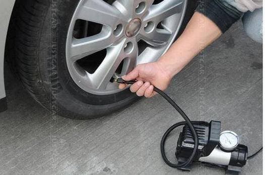 Nếu bạn có ô tô ở nhà, hãy chú ý, có 4 dấu hiệu trước khi xe bị nổ lốp, nhiều người không hiểu, đừng đợi đến lúc bị như vậy-5