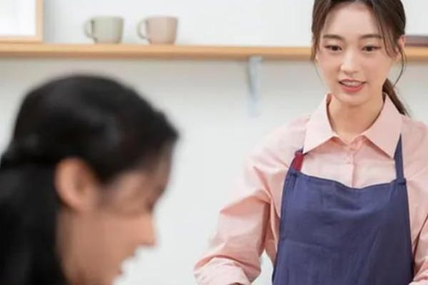 Lý do chồng cặp bồ với cô giúp việc trẻ khiến nhiều bà vợ giật nảy người-1