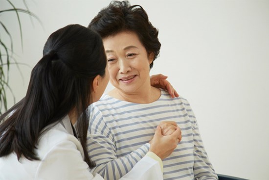 Vừa cưới xong mẹ chồng đã giục về ngoại, lý do đằng sau khiến tôi khóc nguyên ngày