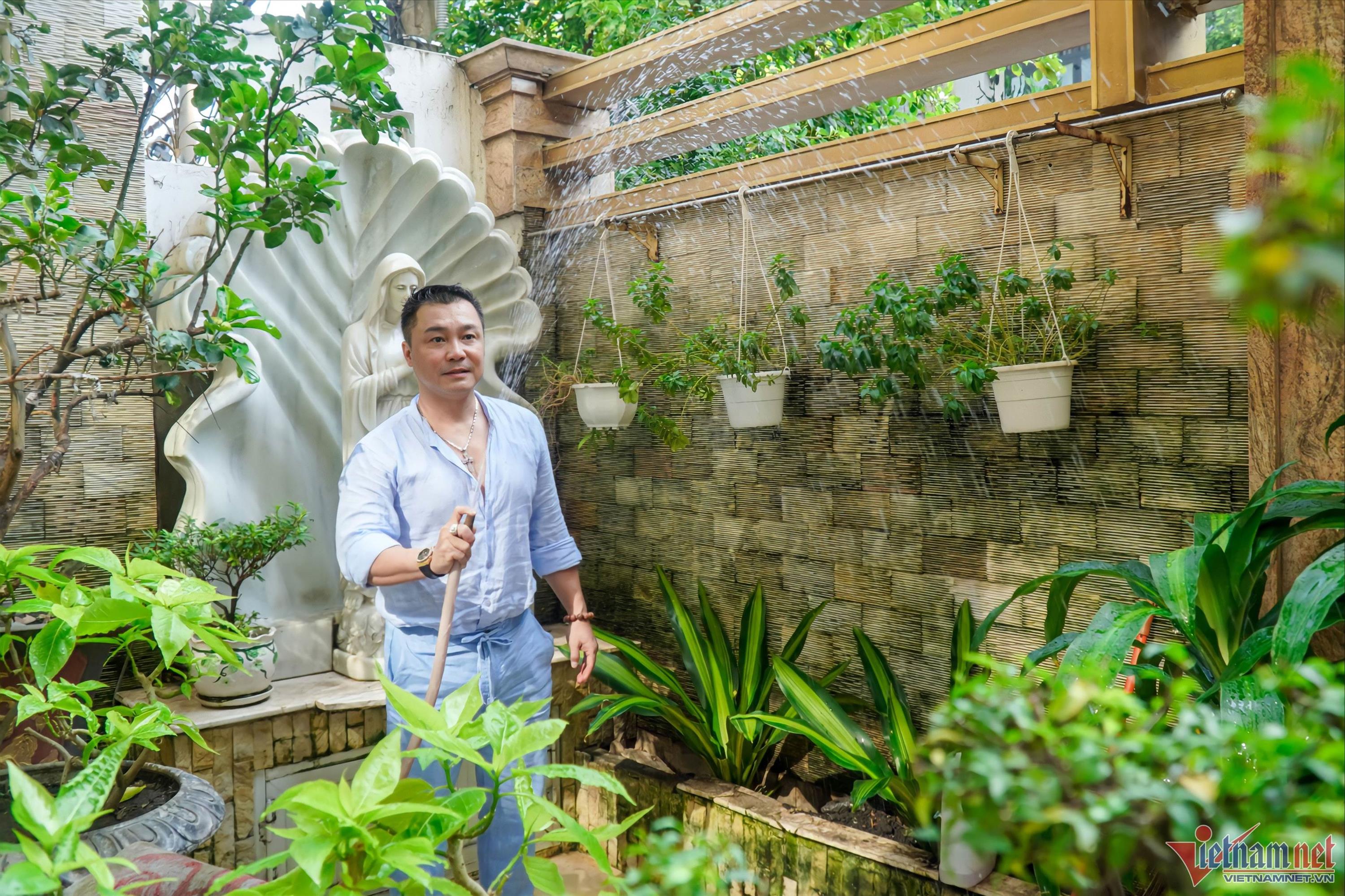 Dinh cơ sang trọng của tài tử từng nhận cát-xê 60 cây vàng Lý Hùng-6