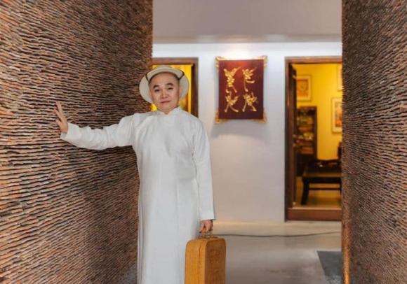 Vua hài đất Bắc Xuân Hinh hé lộ thêm về biệt phủ bên vợ và các con dịp đầu Xuân-10