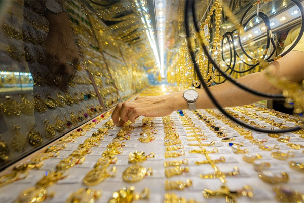 Giá vàng hôm nay 30/1: Vàng tăng giá, nhà đầu tư vẫn lẩn tránh-1