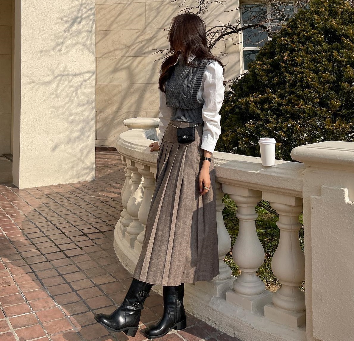 5 kiểu chân váy công sở nên sắm để mặc đẹp hơn trong năm 2023-9