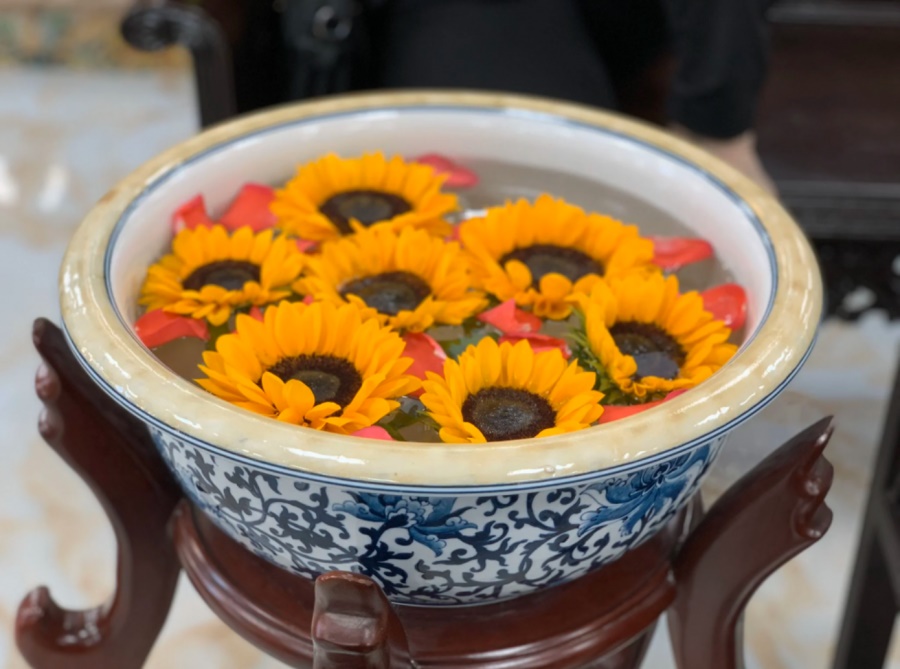 Thầy phong thuỷ dặn kỹ: 8 đồ nên đặt trên bàn thờ Thần Tài để cả năm may mắn, phát tài phát lộc-3